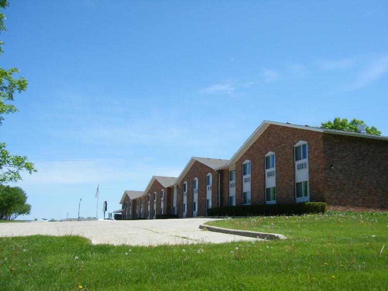 Hotel Pommier Indianola Exterior photo